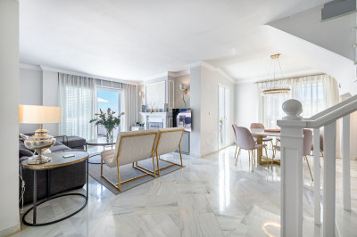 3 Bedroom Townhouse in Nueva Andalucía - Image 3