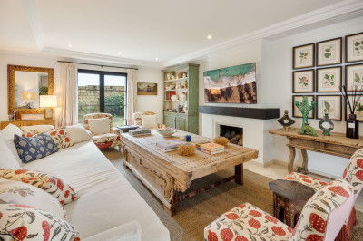 4 Bedroom Detached Villa in Benahavís - Image 4