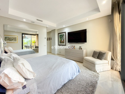 3 Bedroom Middle Floor Apartment in The Golden Mile - Image 4