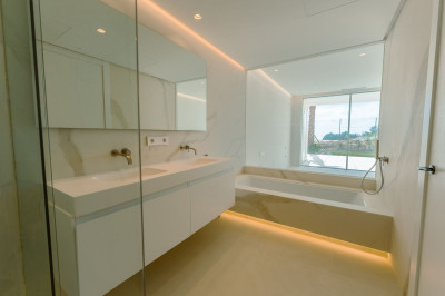 3 Bedroom Ground Floor Apartment in Ojén - Image 5