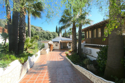 8 Bedroom Finca - Cortijo in Mijas