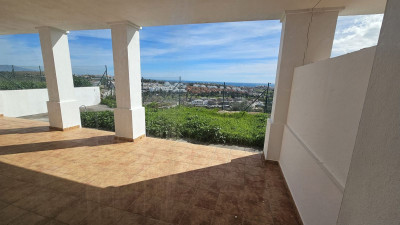 2 Bedroom Townhouse in Doña Julia - Image 1