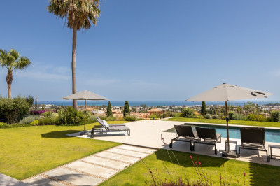 4 Bedroom Detached Villa in Los Flamingos - Image 4