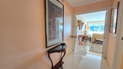 2 Bedroom Ground Floor Apartment in La Quinta - Image 3