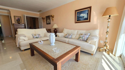 2 Bedroom Ground Floor Apartment in La Quinta - Image 4