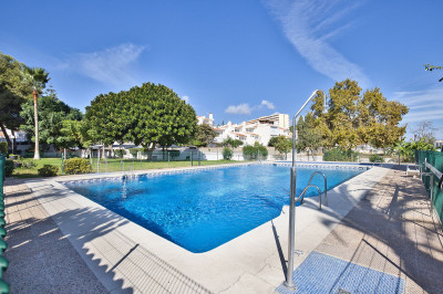 1 Bedroom Top Floor Apartment in Benalmadena Costa - Image 5