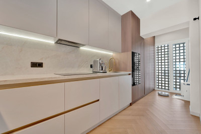 2 Bedroom Middle Floor Apartment in Cancelada - Image 4
