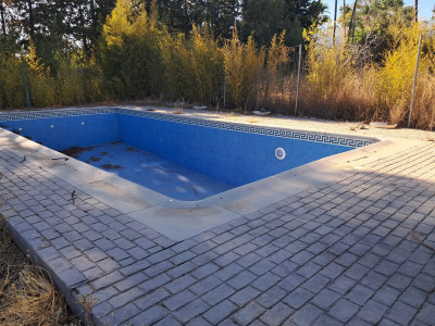 5 Bedroom Detached Villa in Estepona - Image 2
