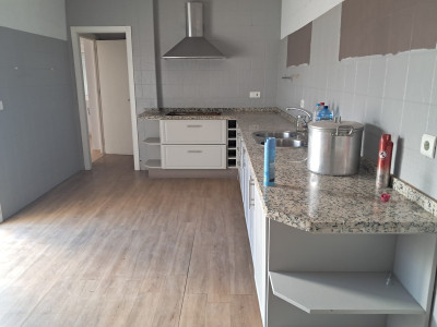 5 Bedroom Detached Villa in Estepona - Image 5