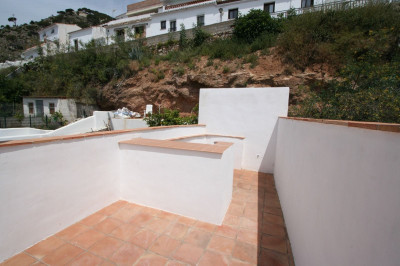 2 Bedroom Townhouse in Mijas - Image 3