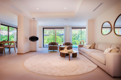 4 Bedroom Detached Villa in Guadalmina Alta - Image 3