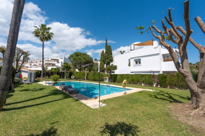 3 Bedroom Townhouse in Nueva Andalucía - Image 3