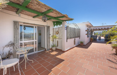 6 Bedroom Penthouse in San Pedro de Alcántara - Image 3