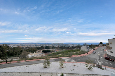 2 Bedroom Middle Floor Apartment in Benalmadena Pueblo