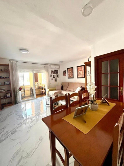 3 Bedroom Ground Floor Apartment in Cancelada - Image 2