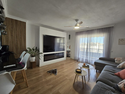 3 Bedroom Middle Floor Apartment in Marbella - Image 3