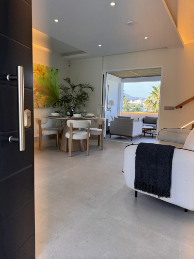 3 Bedroom Semi-Detached House in Guadalmina Alta - Image 3
