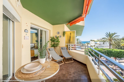 1 Bedroom Middle Floor Apartment in Marbella - Image 1