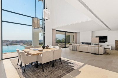 3 Bedroom Detached Villa in Benahavís - Image 5