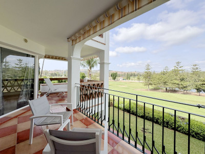 2 Bedroom Middle Floor Apartment in Mijas Golf - Image 4