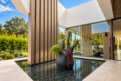 6 Bedroom Detached Villa in Sotogrande - Image 4