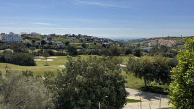 2 Bedroom Middle Floor Apartment in Estepona