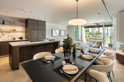 3 Bedroom Ground Floor Apartment in Marbella - Image 4