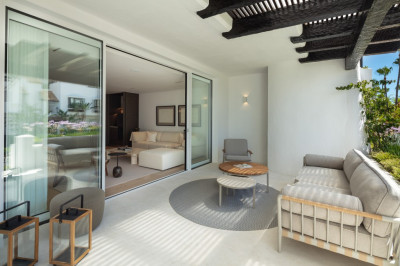 3 Bedroom Ground Floor Apartment in Marbella - Image 5