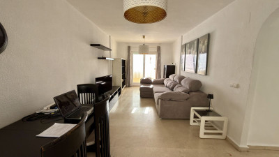 2 Bedroom Middle Floor Apartment in Torrequebrada - Image 1