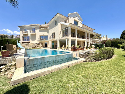 6 Bedroom Detached Villa in Mijas Golf - Image 1
