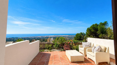 2 Bedroom Townhouse in Mijas - Image 1