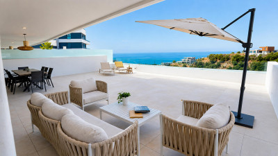 3 Bedroom Middle Floor Apartment in Marbella - Image 2