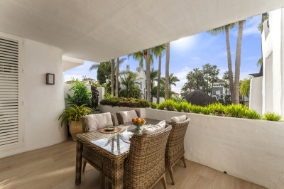3 Bedroom Middle Floor Apartment in The Golden Mile - Image 2