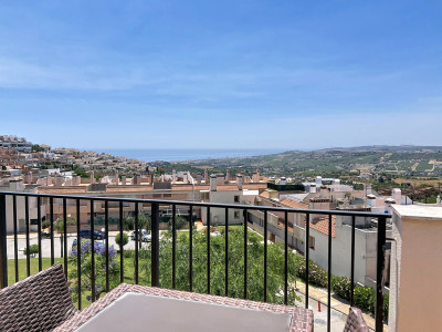 2 Bedroom Penthouse in Doña Julia