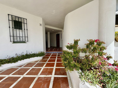 2 Bedroom Ground Floor Apartment in Riviera del Sol - Image 3