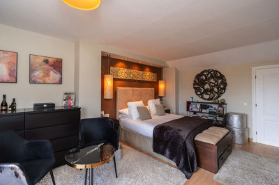 3 Bedroom Penthouse in Bel Air - Image 4