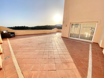 3 Bedroom Penthouse Duplex in Elviria - Image 4