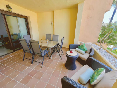 2 Bedroom Ground Floor Apartment in La Duquesa - Image 1