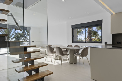 3 Bedroom Penthouse Duplex in El Paraiso - Image 1