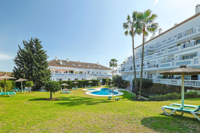 2 Bedroom Ground Floor Apartment in Nueva Andalucía - Image 1