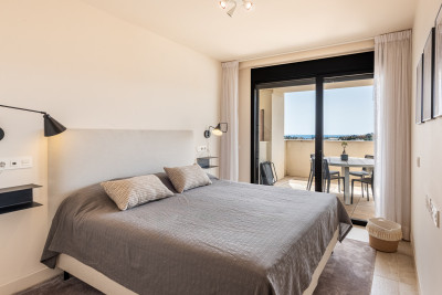 4 Bedroom Middle Floor Apartment in La Cala de Mijas - Image 4