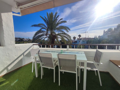 2 Bedroom Top Floor Apartment in Manilva - Image 4