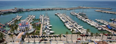 2 Bedroom Penthouse in Estepona - Image 1