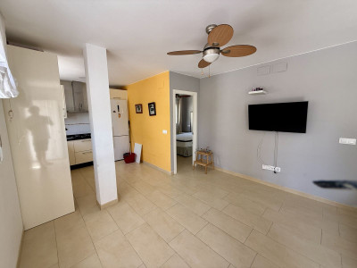 2 Bedroom Ground Floor Apartment in Calahonda - Image 3