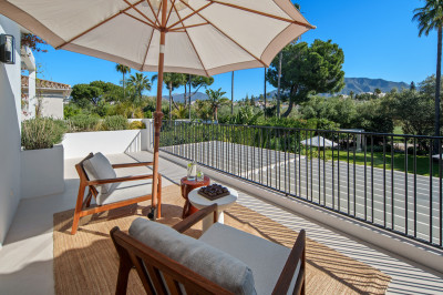 4 Bedroom Detached Villa in Nueva Andalucía - Image 4