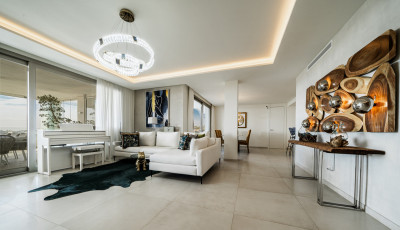 7 Bedroom Middle Floor Apartment in Nueva Andalucía - Image 2