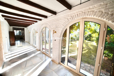 6 Bedroom Detached Villa in Benalmadena Pueblo - Image 4
