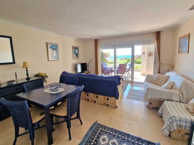 2 Bedroom Semi-Detached House in Casares - Image 5
