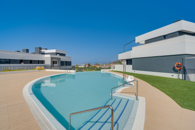 3 Bedroom Middle Floor Apartment in Altos de los Monteros - Image 1