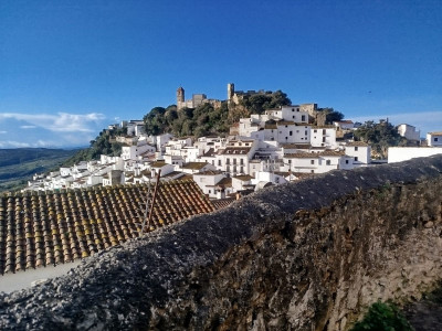 4 Bedroom Detached Villa in Casares - Image 1
